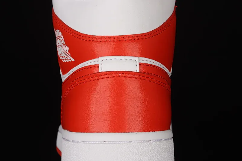 All categories Air Jordan Jordan series basketball shoes Air Jordan 1 Mid G version pure original Air Jordan 1 Mid AJ1 Joe 1 Havana red Chinese basketball shoes BQ6472-116